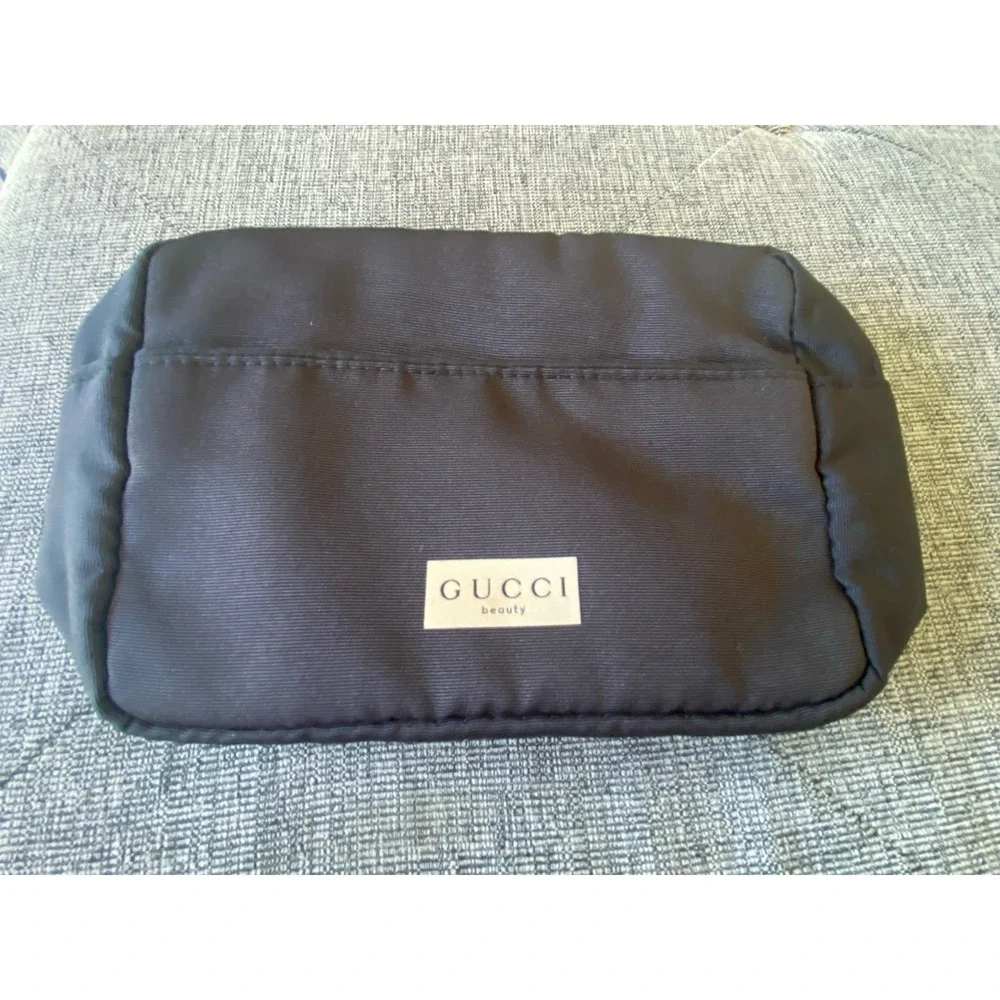 New GUCCI Black Beauty Makeup Pouch Bag Gucci Beauty Collection GWP